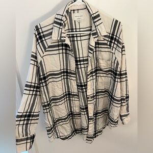 American Eagle flannel size: small oversized fit